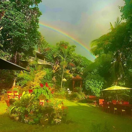 Kona Surf Ohana Hotel Кайлуа Кона Екстериор снимка